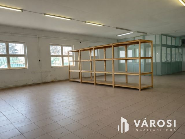 Szuper TELEPHELY lehetőség Debrecen-Déli ipari részén!